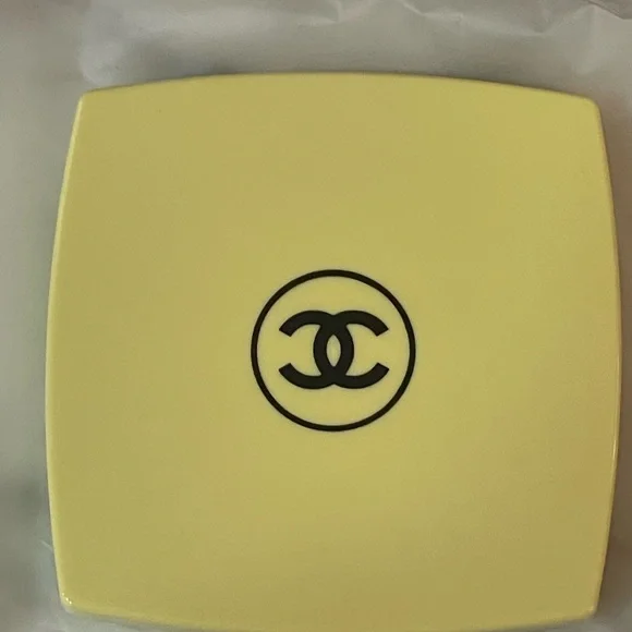 Chanel Double Mirror NIB - Picture 4 of 7
